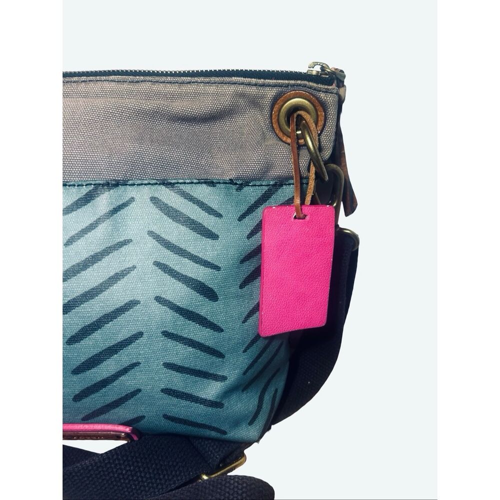 Fossil Keely Herringbone Crossbody - Picture 6 of 13